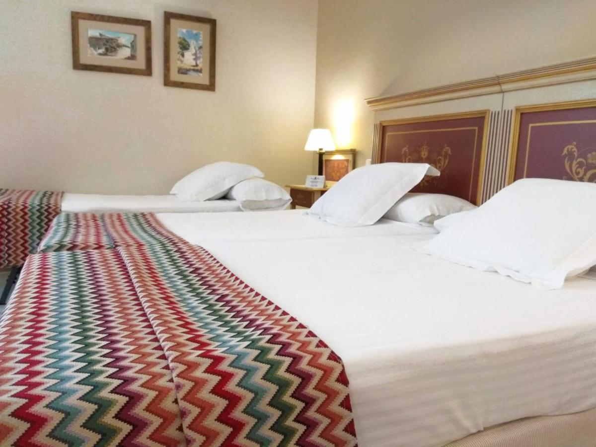 Hotel Alcazar De La Reina Carmona  Luaran gambar
