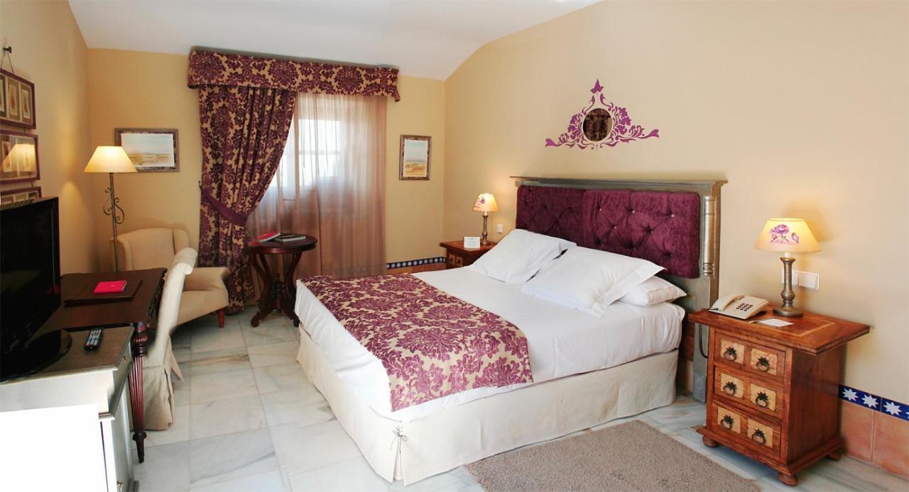 Hotel Alcazar De La Reina Carmona  Luaran gambar