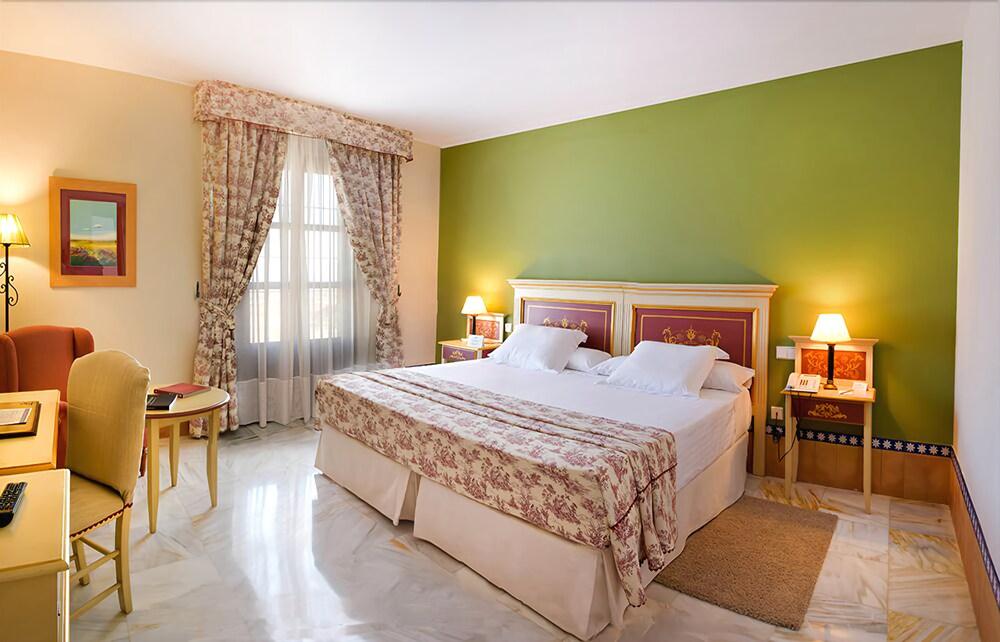 Hotel Alcazar De La Reina Carmona  Luaran gambar
