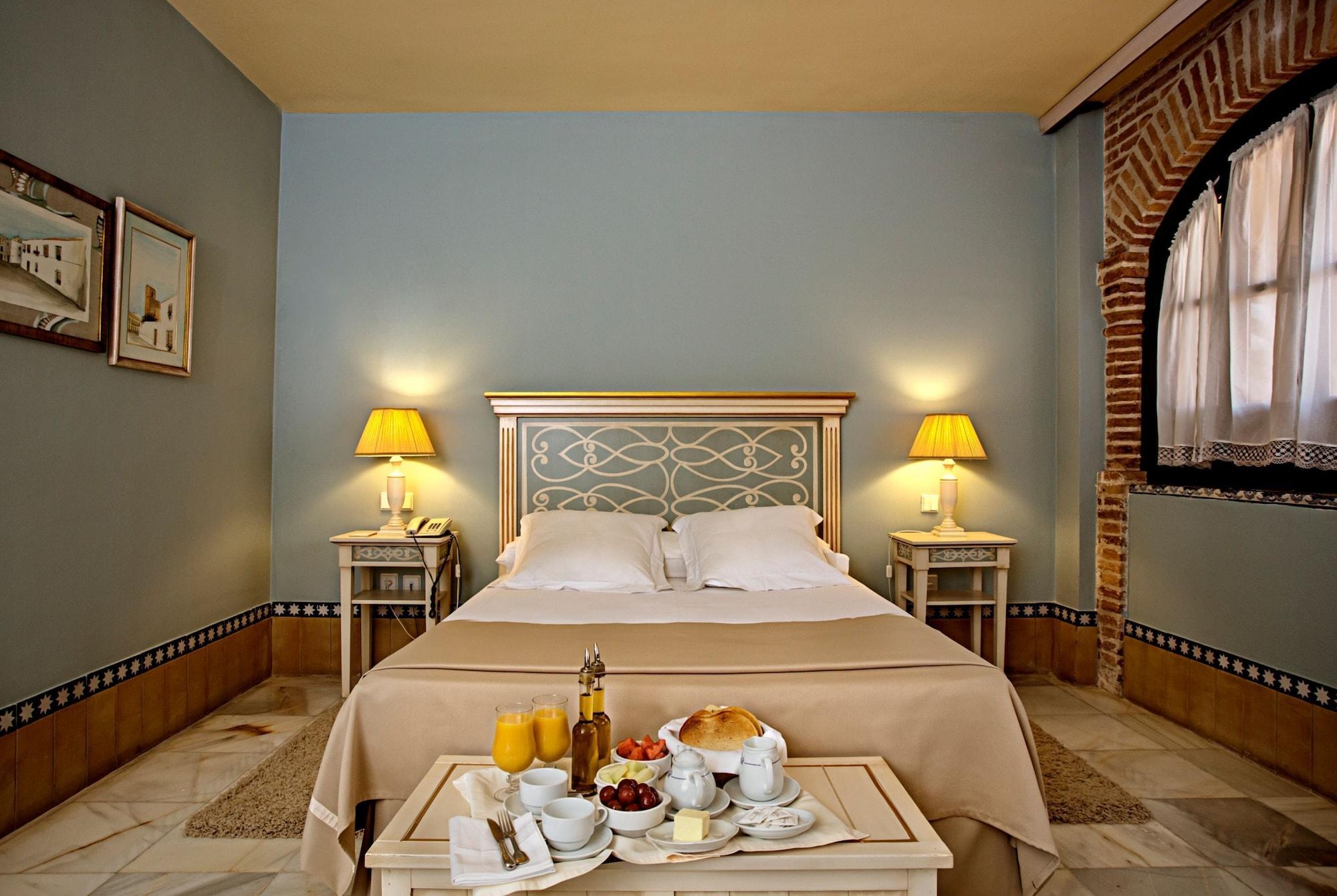 Hotel Alcazar De La Reina Carmona  Luaran gambar